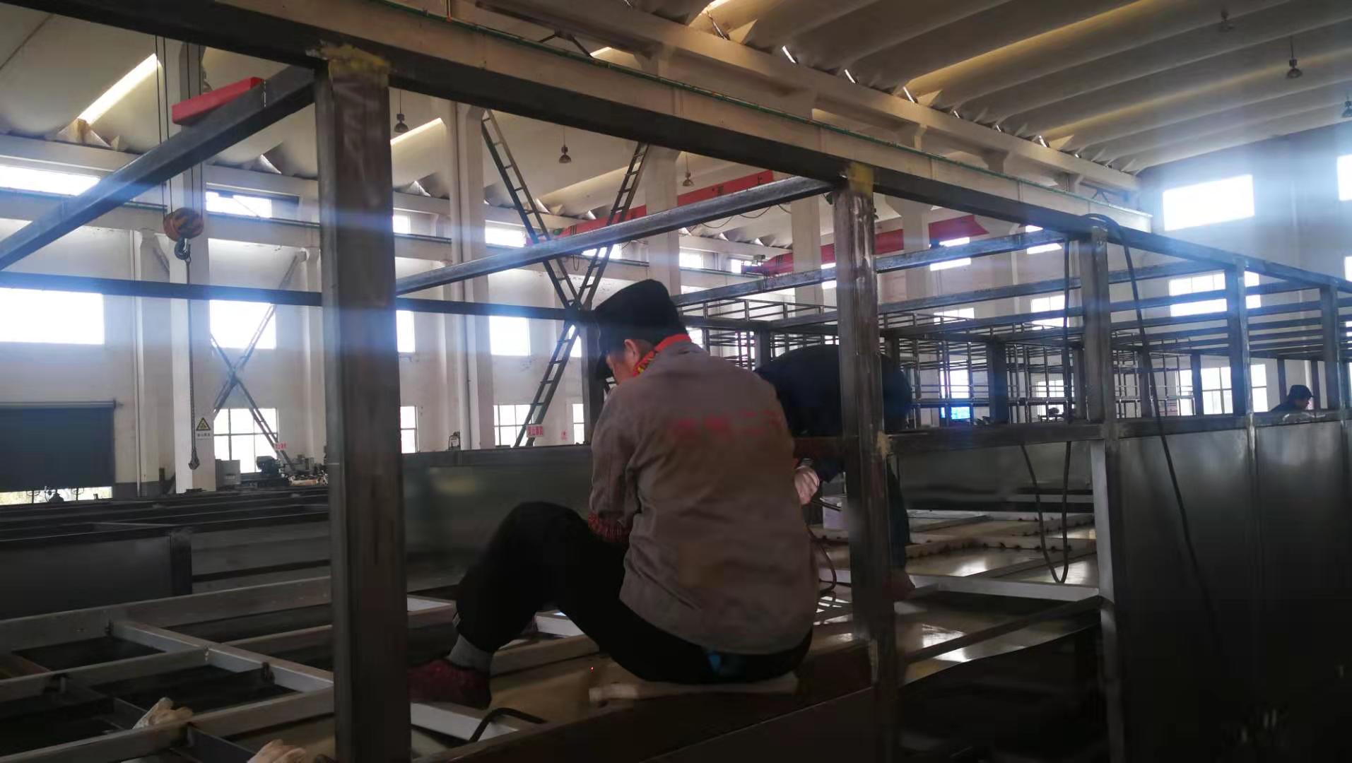 帶式干燥機(jī)車間制作現(xiàn)場